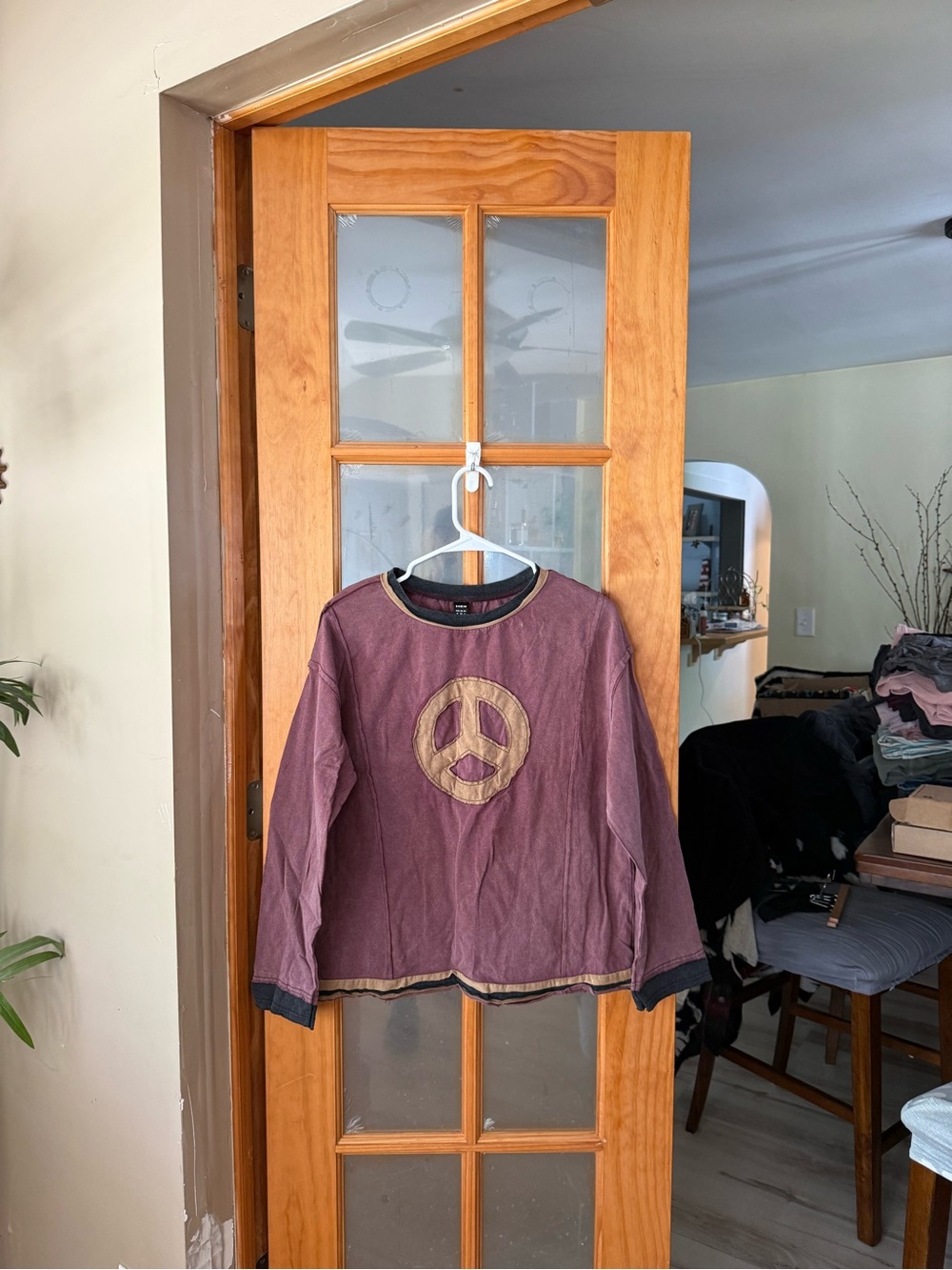 SHEIN Burgundy Long-Sleeve Peace Sign Sweatshirt